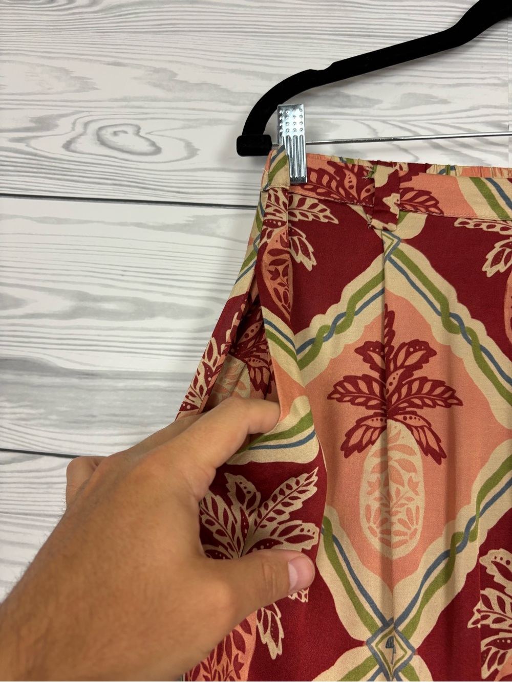 FARM Rio for Anthropologie pineapple satin wide leg palazzo pants size large - Picture 8 of 16